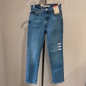 NWT Levi’s wedgie straight high rise jeans size 24/28